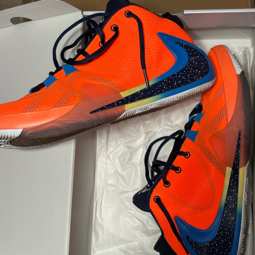 2 pairs Nike Zoom Freak 1 sz 11.5 like new